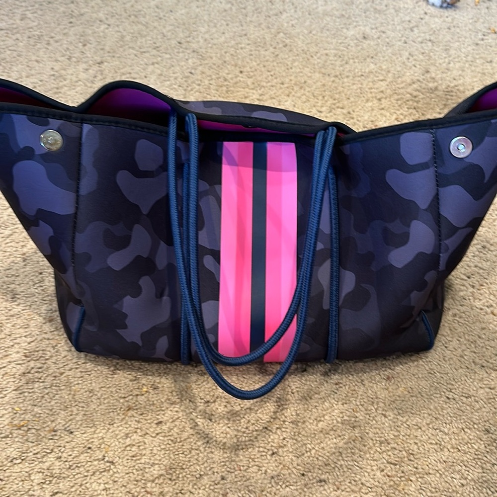 Black and Pink Camouflage Tote Bag for Everyday Use